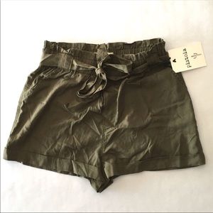 Pistola green paper bag shorts